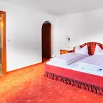 Bergkristall بيتنيو آم أرلبرغ