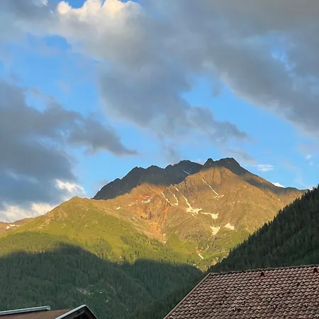 Daire Bergkristall Pettneu am Arlberg