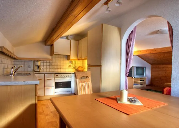 Bergkristall بيتنيو آم أرلبرغ