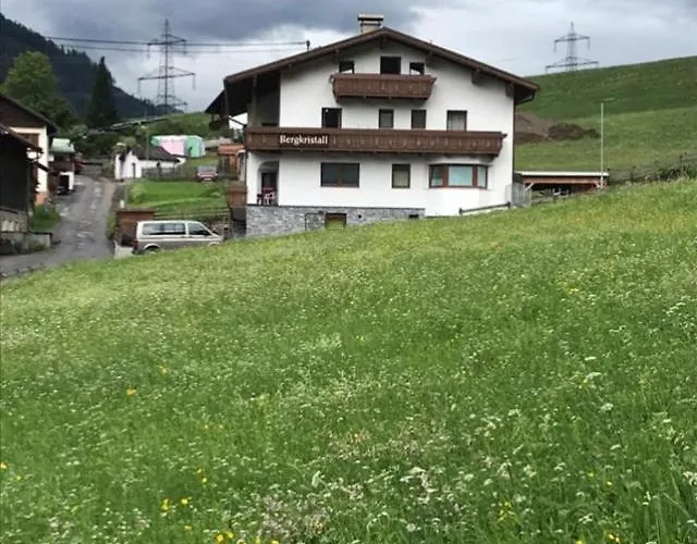 Bergkristall بيتنيو آم أرلبرغ