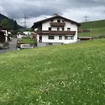 Bergkristall 佩特诺伊阿尔贝格